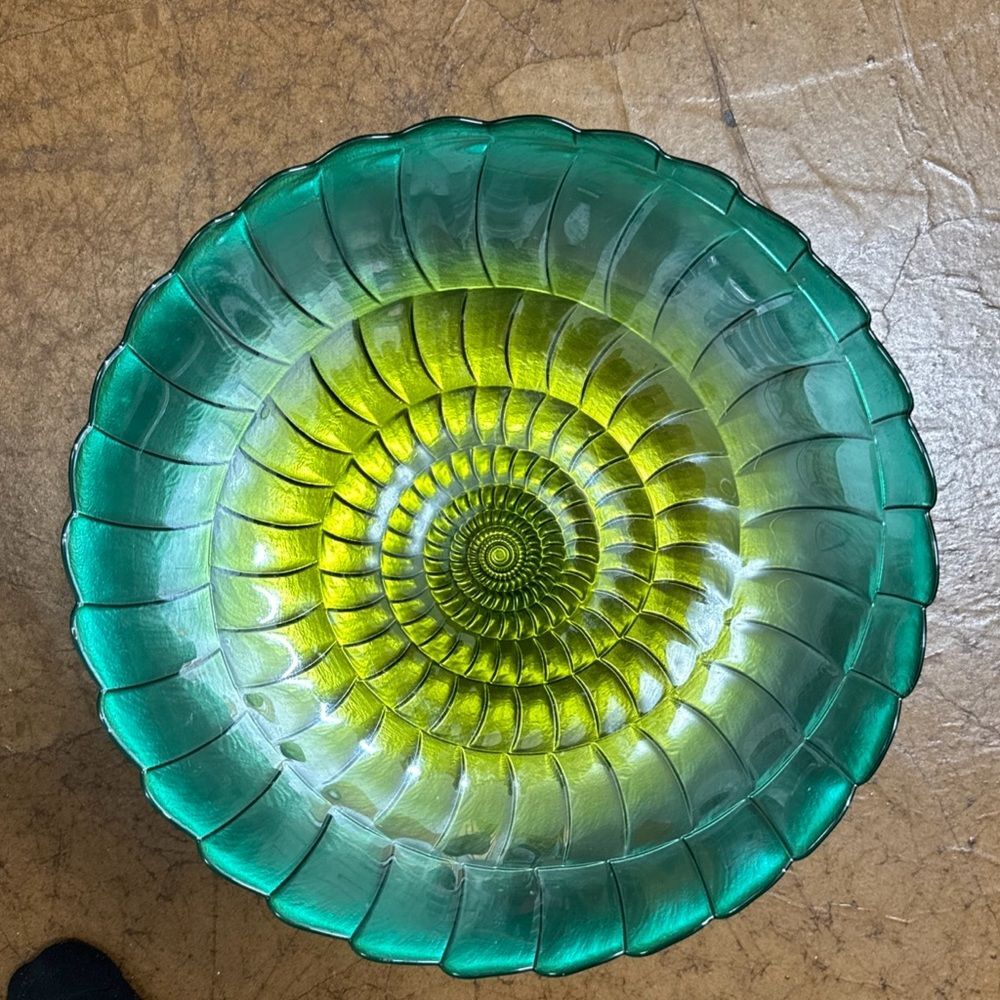 Rare Murano Art Glass Nautilus Centerpiece Bowl 15 1/2”